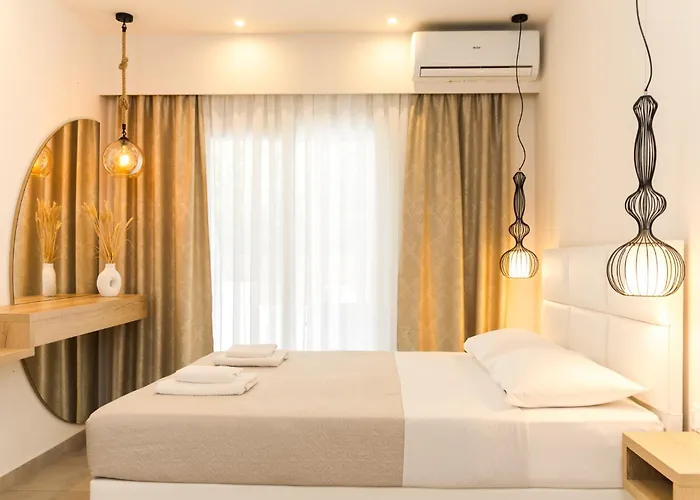 Mystery And Hotel 3*