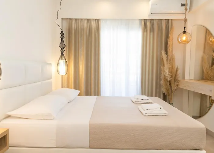 Mystery And Hotel 3*